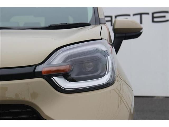 TOYOTA SIENTA HYBRID 2023