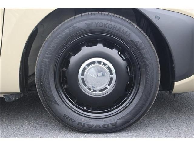 TOYOTA SIENTA HYBRID 2023