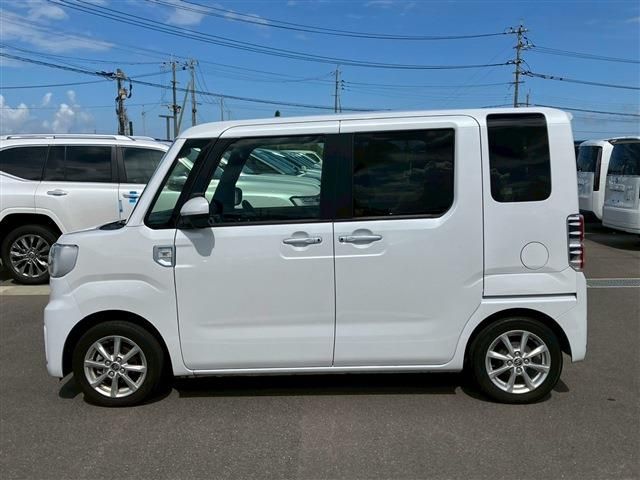 TOYOTA PIXIS MEGA 2022