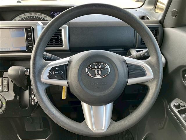 TOYOTA PIXIS MEGA 2022