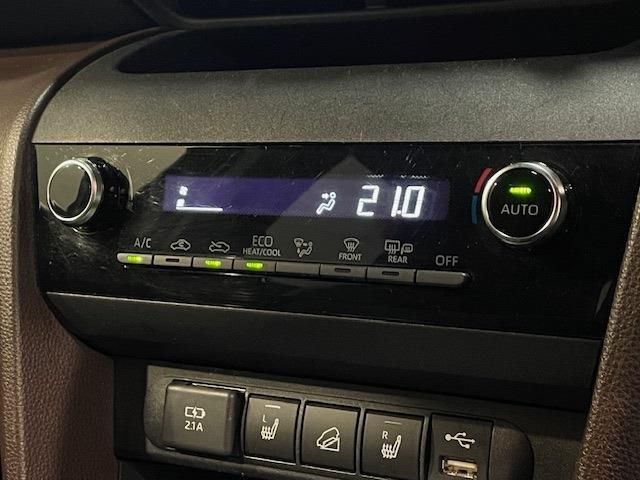 TOYOTA YARIS CROSS 2020