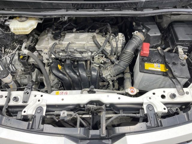 TOYOTA VOXY 4WD 2017