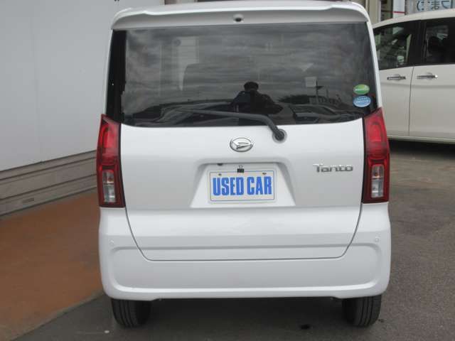 DAIHATSU TANTO 4WD 2019