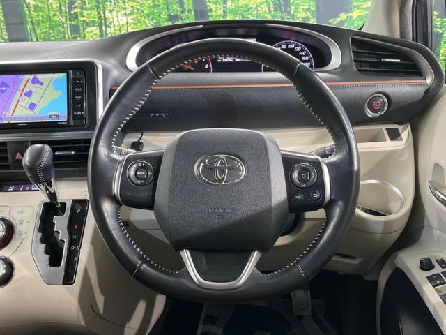 TOYOTA SIENTA 2017