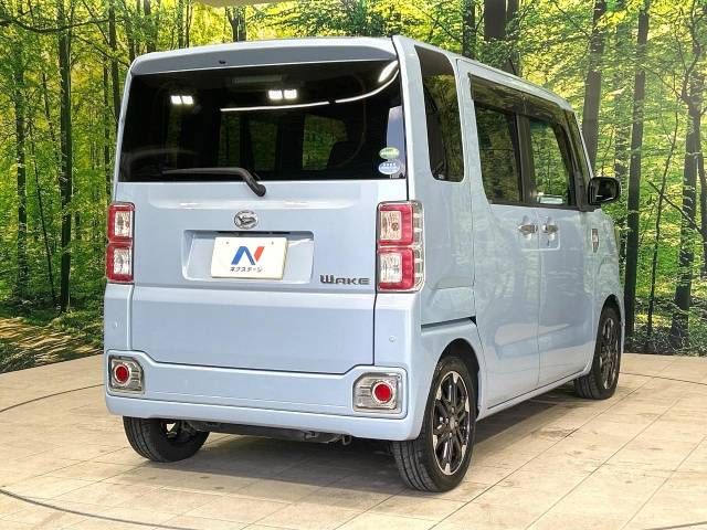 DAIHATSU WAKE 2016