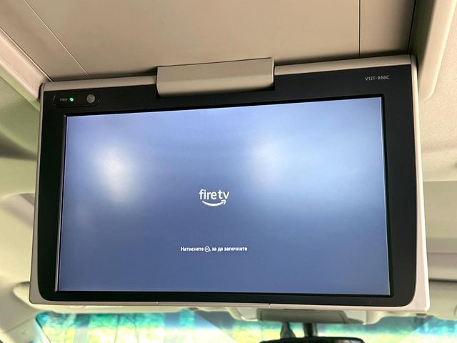 TOYOTA VELLFIRE 2017