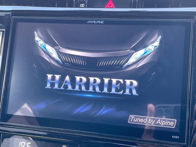 TOYOTA HARRIER 2WD 2017