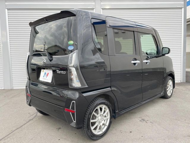 DAIHATSU TANTO CUSTOM 2020