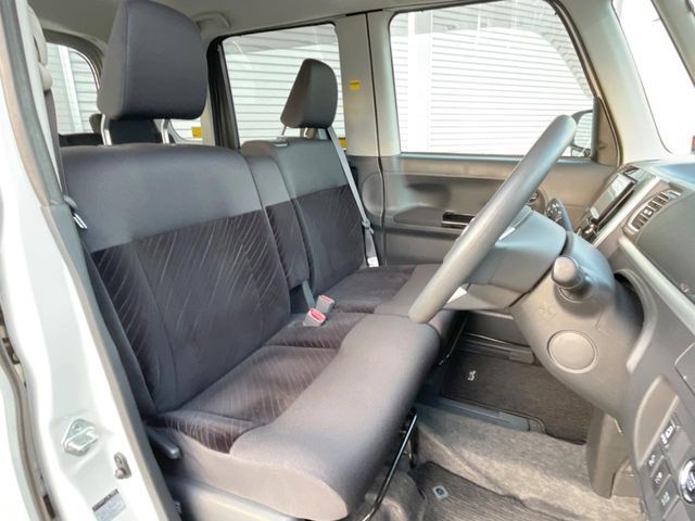 DAIHATSU TANTO CUSTOM 4WD 2016