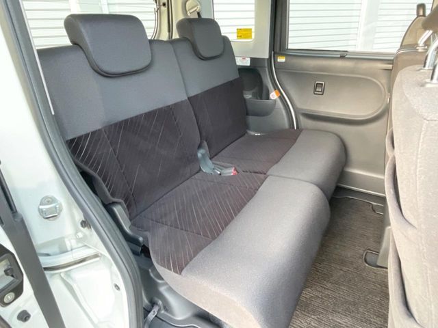 DAIHATSU TANTO CUSTOM 4WD 2016