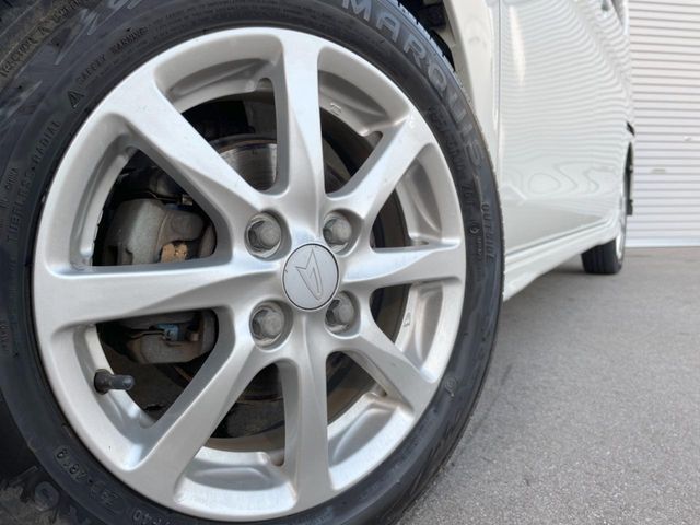 DAIHATSU TANTO CUSTOM 4WD 2016