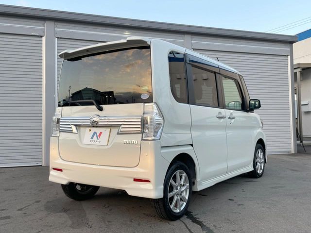 DAIHATSU TANTO CUSTOM 4WD 2016