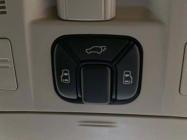 TOYOTA VELLFIRE 4WD 2012