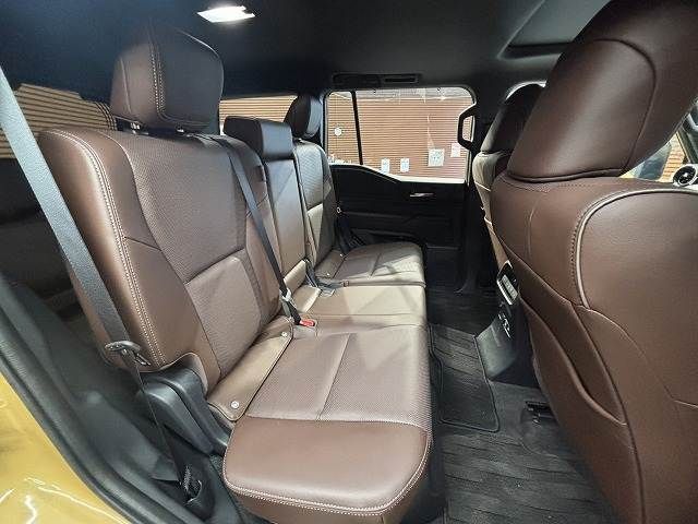 TOYOTA LANDCRUISER 250 2024