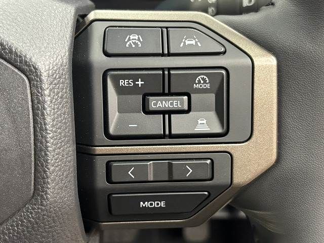 TOYOTA LANDCRUISER 250 2024