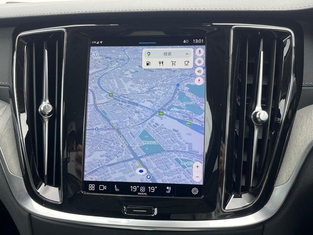 VOLVO VOLVO V60 2023