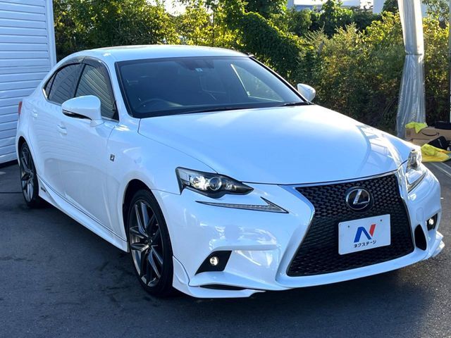 TOYOTA LEXUS IS300h 2013