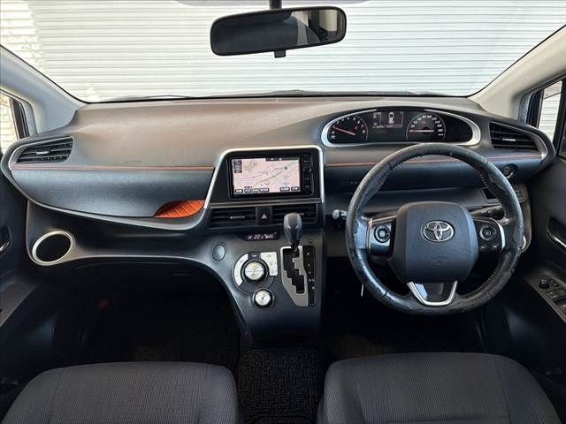 TOYOTA SIENTA 2016