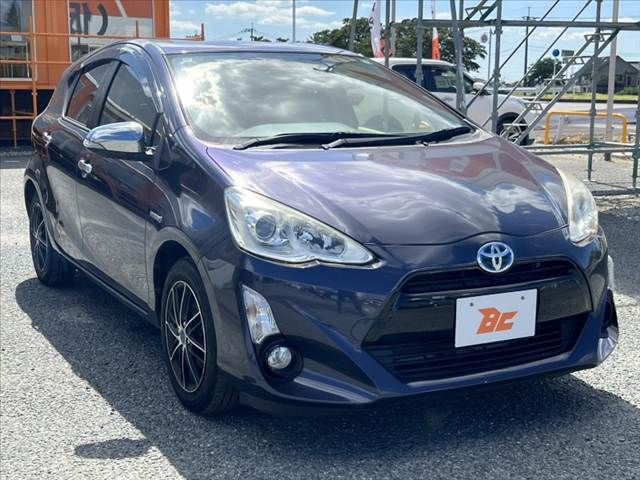 TOYOTA AQUA 2015