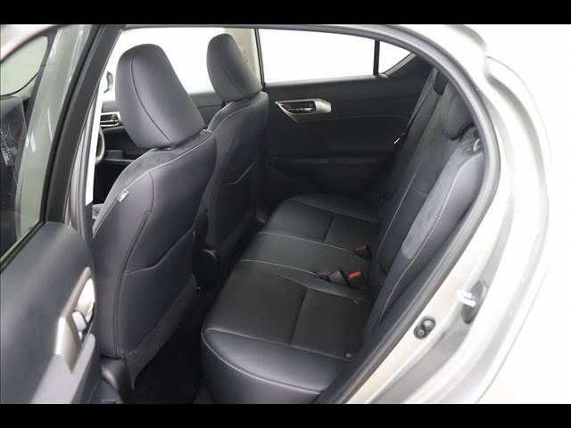 TOYOTA LEXUS CT200h 2021