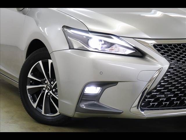 TOYOTA LEXUS CT200h 2021