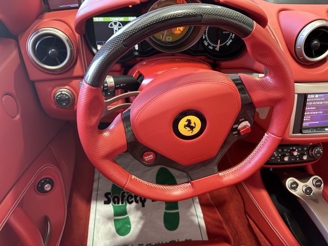 FERRARI FERRARI California 30 2013