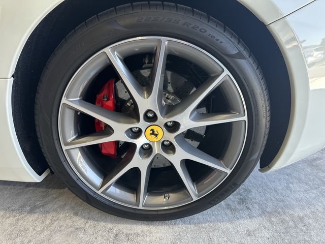 FERRARI FERRARI California 30 2013