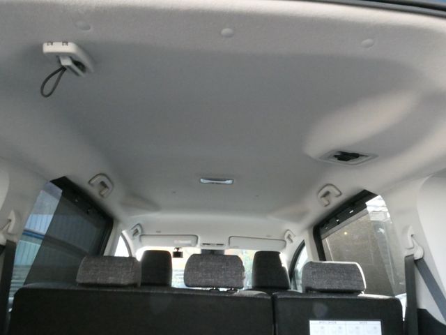 TOYOTA SIENTA HYBRID 2023