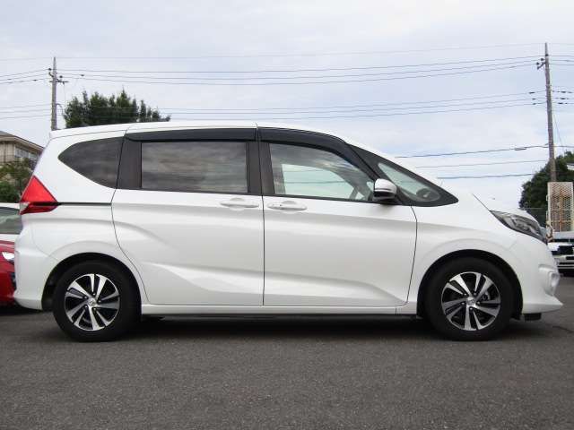 HONDA FREED 2019