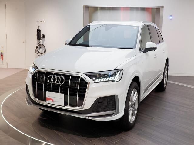 AUDI AUDI  Q7 2025