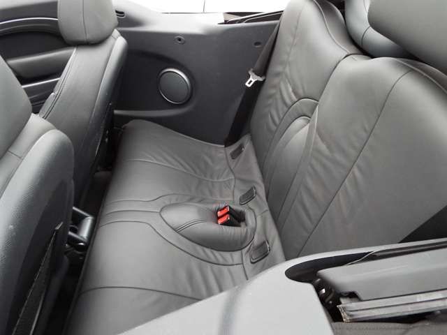 BMW BMW MINI open 2005