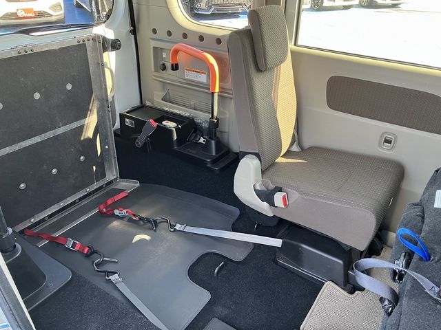 NISSAN NV100 CLIPPER RIO 4WD 2020