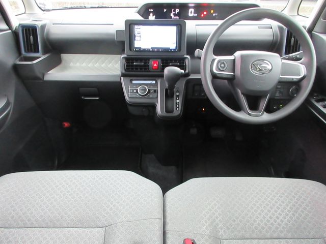 DAIHATSU TANTO 4WD 2022