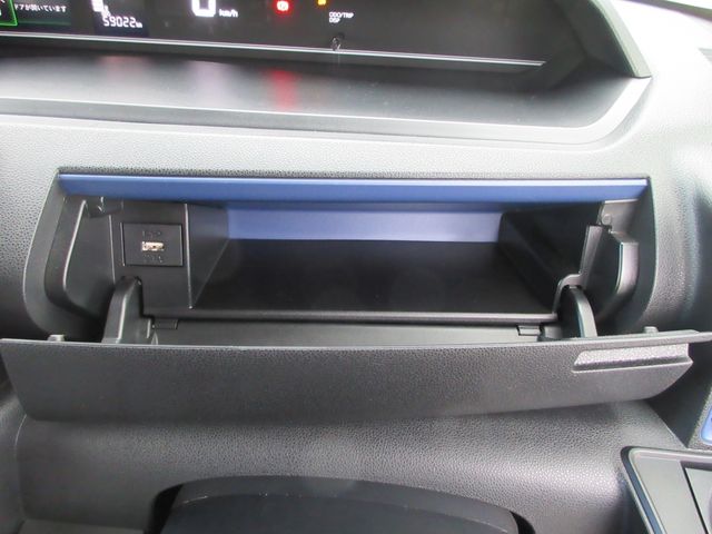 DAIHATSU TANTO 4WD 2022