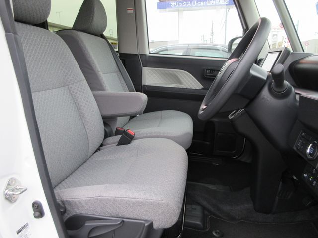 DAIHATSU TANTO 4WD 2022