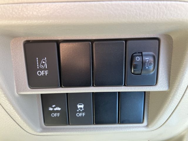 NISSAN NV100 CLIPPER RIO 4WD 2020