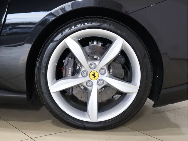 FERRARI FERRARI Portofino 2020