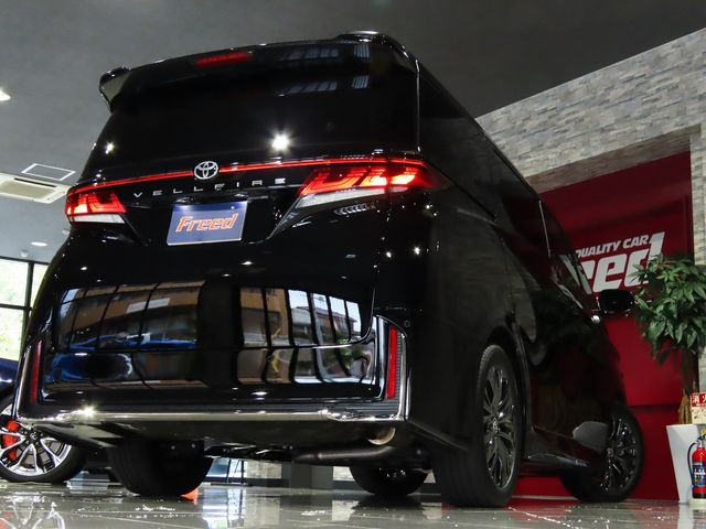 TOYOTA VELLFIRE 2025