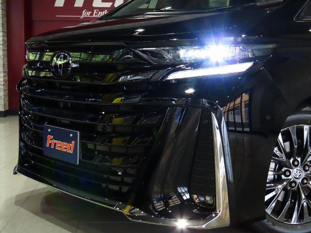 TOYOTA VELLFIRE 2025