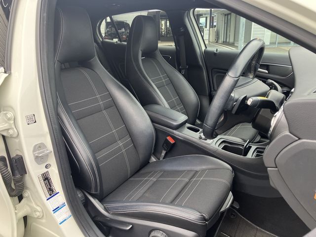 MERCEDES BENZ MERCEDES BENZ GLA class 2016