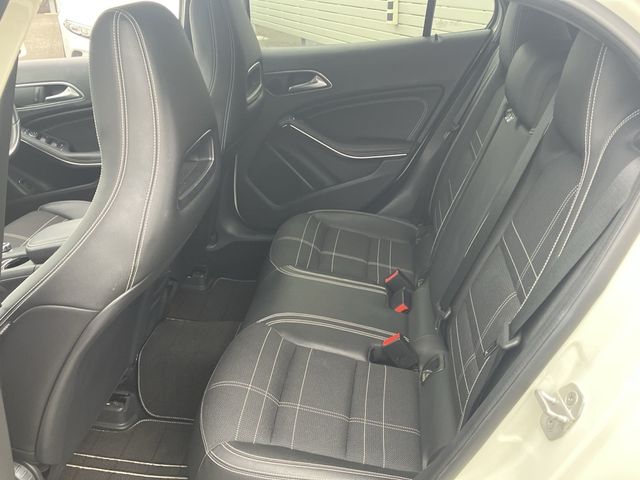 MERCEDES BENZ MERCEDES BENZ GLA class 2016