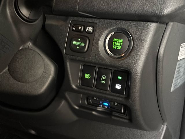 TOYOTA HIACE wagon 2023