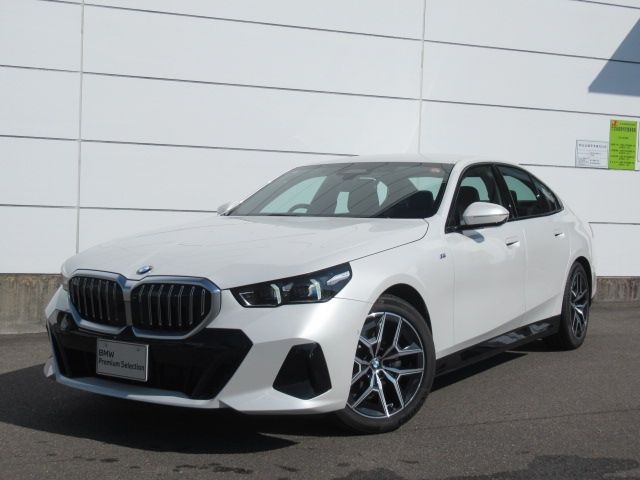 BMW BMW 5series sedan 2025