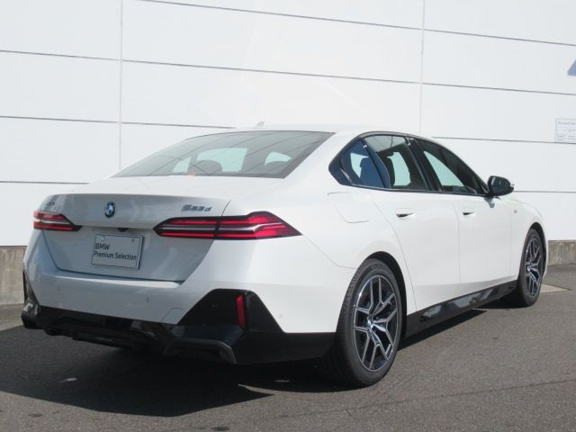 BMW BMW 5series sedan 2025