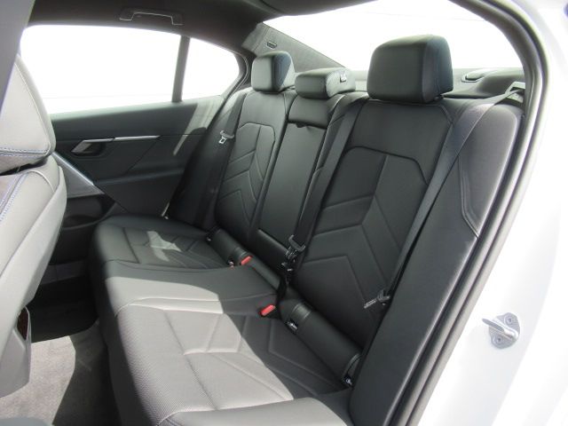 BMW BMW 5series sedan 2025