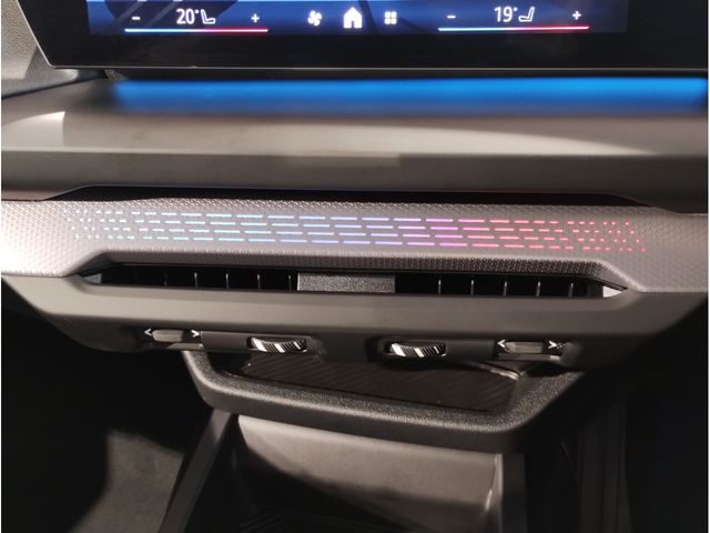 BMW BMW 1series 2025