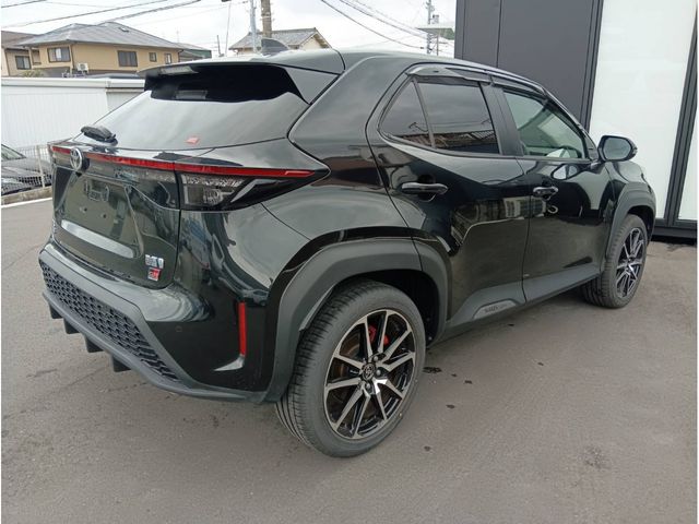 TOYOTA YARIS CROSS HYBRID 2023