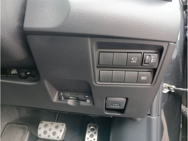 TOYOTA YARIS CROSS HYBRID 2023