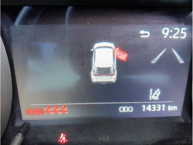 TOYOTA YARIS CROSS HYBRID 2023