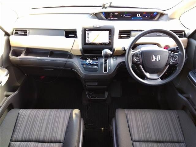 HONDA FREED 2018